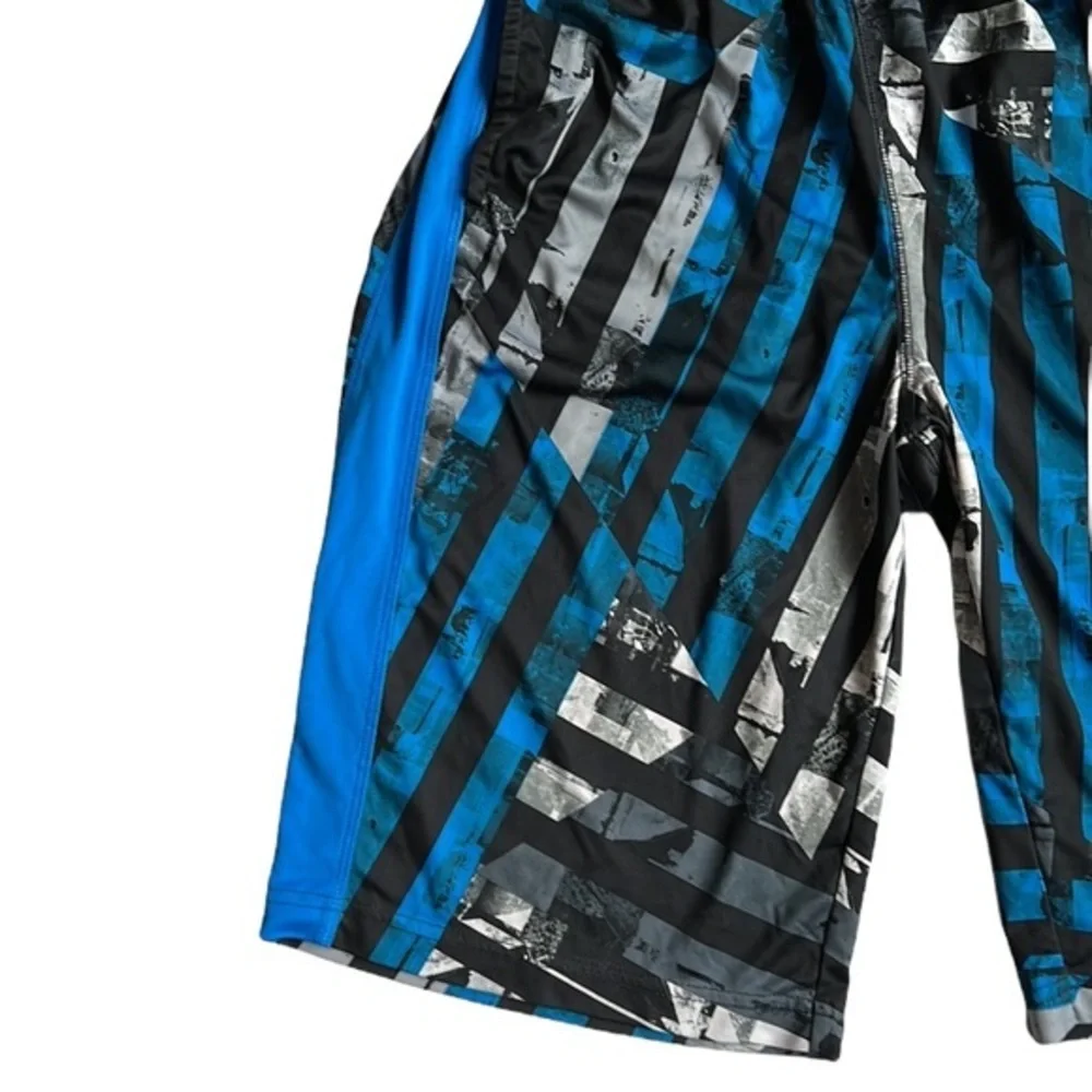 Nike‎ Boy's Black/Gray/Blue Basketball Shorts Size XL